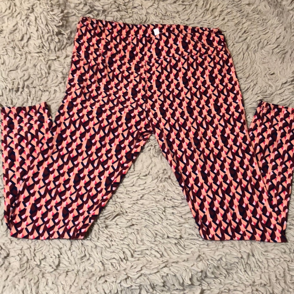LuLaRoe TC Geometric Print Navy and Pink LIKE NEW!